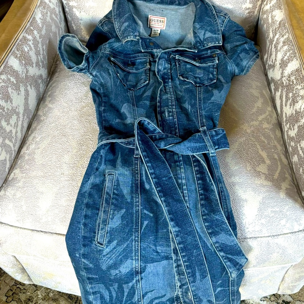 Extra small guess Jean dress super sexy